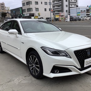 トヨタ・クラウン