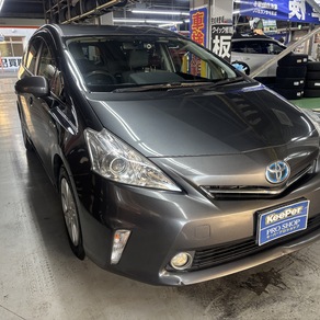 トヨタ・プリウスα