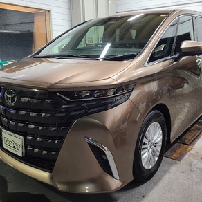 トヨタ・アルファード