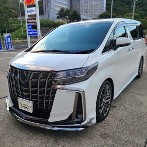 トヨタ・アルファード