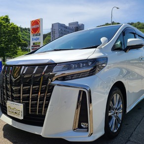 トヨタ・アルファード