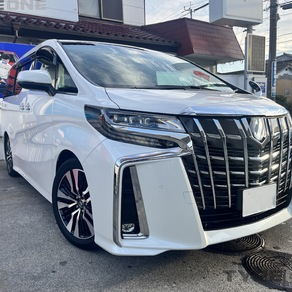 トヨタ・アルファード