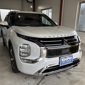 三菱・アウトランダー