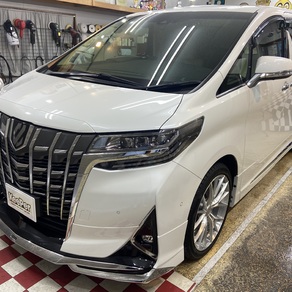トヨタ・アルファード