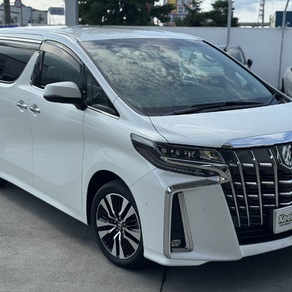 トヨタ・アルファード