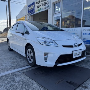 トヨタ・プリウス