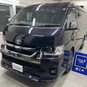 トヨタ・ハイエース(ワイド・ミドルルーフ)