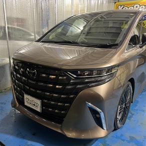 トヨタ・アルファード