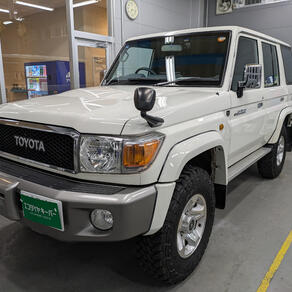 トヨタ・ランドクルーザー70