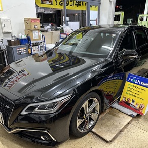 トヨタ・クラウン