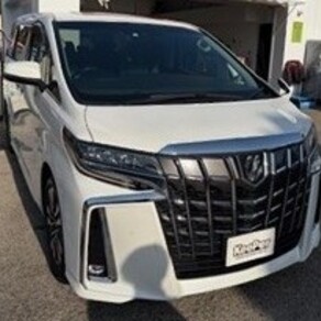 トヨタ・アルファード