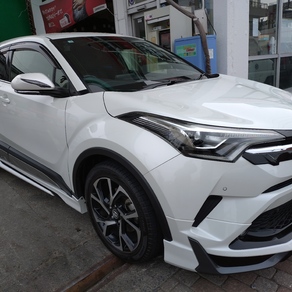 トヨタ・C-HR