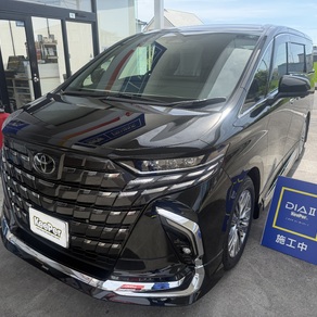 トヨタ・アルファード