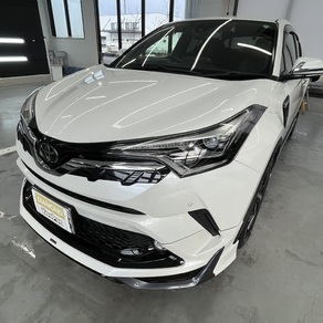 トヨタ・C-HR
