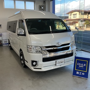 トヨタ・ハイエース (ハイルーフ・スーパーロング)