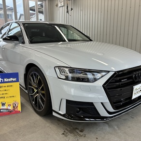 アウディ・A8