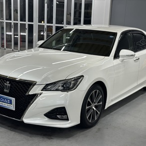 トヨタ・クラウン