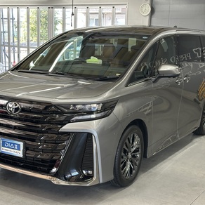 トヨタ・ヴェルファイア