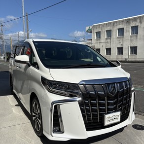 トヨタ・アルファード