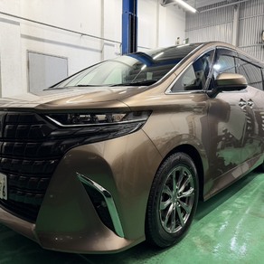 トヨタ・アルファード