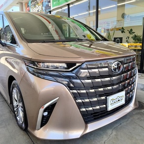 トヨタ・アルファード
