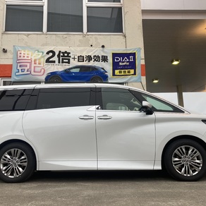 トヨタ・アルファード