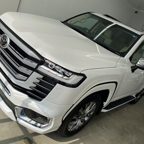 トヨタ・ランドクルーザー300