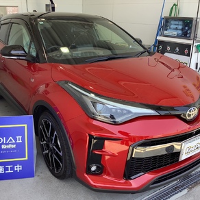 トヨタ・C-HR