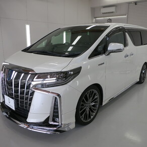 トヨタ・アルファード