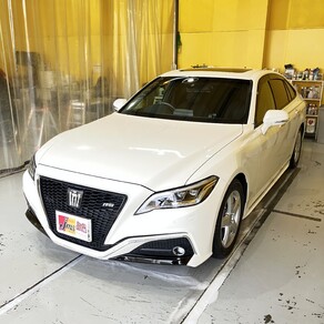 トヨタ・クラウン