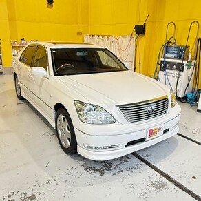 トヨタ・セルシオ