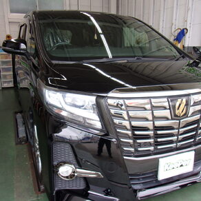 トヨタ・アルファード