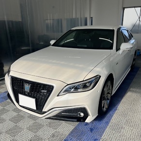 トヨタ・クラウン