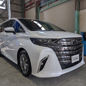 トヨタ・アルファード