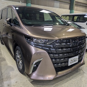 トヨタ・アルファード