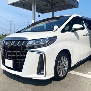 トヨタ・アルファード