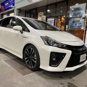 トヨタ・プリウスα