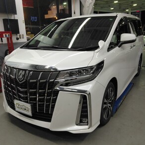 トヨタ・アルファード