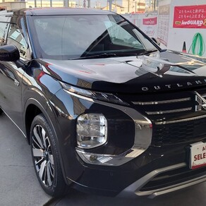 三菱・アウトランダー