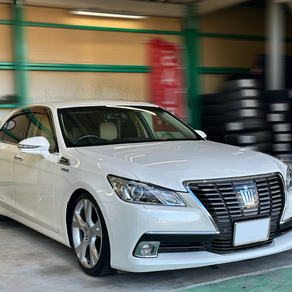 トヨタ・クラウン