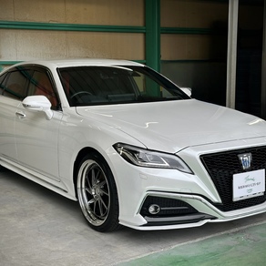 トヨタ・クラウン