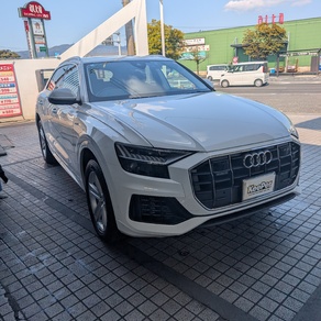 アウディ・Q8