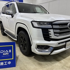 トヨタ・ランドクルーザー300