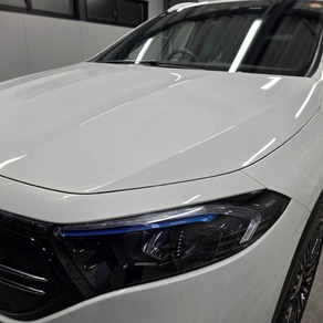 メルセデス・ベンツ・EQA