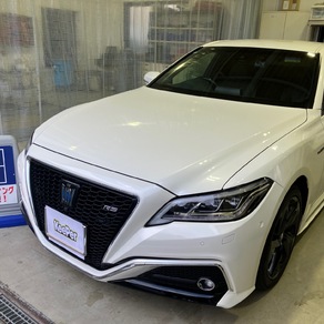 トヨタ・クラウン