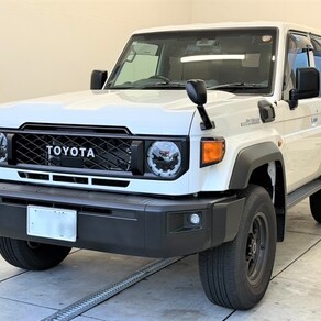 トヨタ・ランドクルーザー70