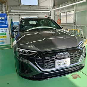 アウディ・Q8