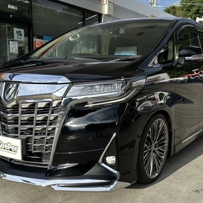 トヨタ・アルファード