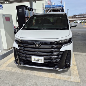トヨタ・アルファード