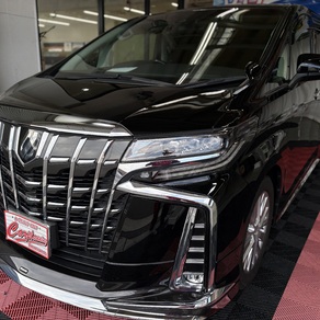 トヨタ・アルファード